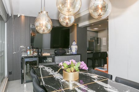 Apartamento à venda com 79m², 2 quartos e 2 vagasSala