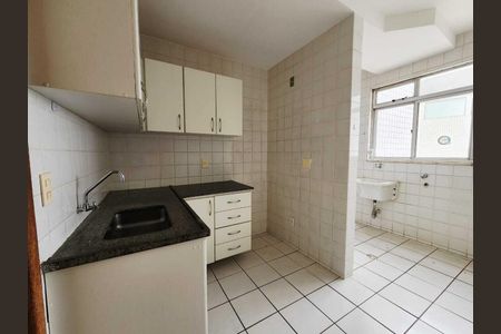Apartamento para alugar com 85m², 2 quartos e 2 vagas Apartamento para alugar com 85m², 2 quartos e 2 vagasCozinha
