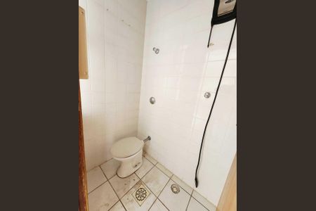 Apartamento para alugar com 85m², 2 quartos e 2 vagas Apartamento para alugar com 85m², 2 quartos e 2 vagasBanheiro