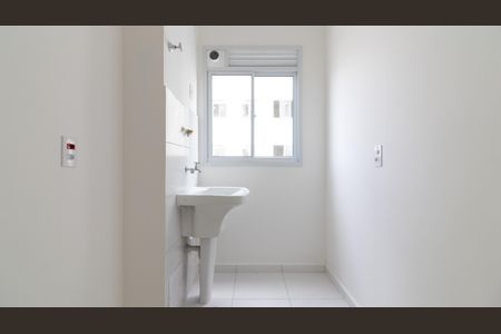 Apartamento à venda com 43m², 2 quartos e sem vagaCozinha e Área de Serviço