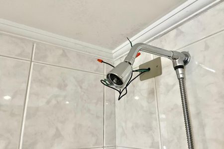 Apartamento à venda com 96m², 3 quartos e 2 vagas Apartamento à venda com 96m², 3 quartos e 2 vagasBanheiro da Suíte