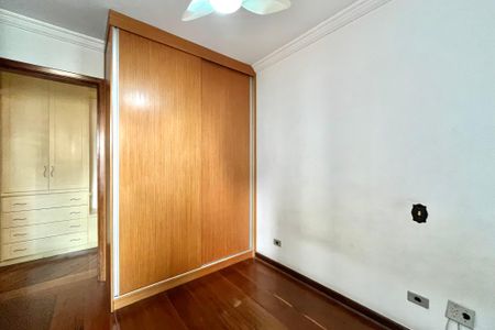 Apartamento à venda com 96m², 3 quartos e 2 vagas Apartamento à venda com 96m², 3 quartos e 2 vagasQuarto 2