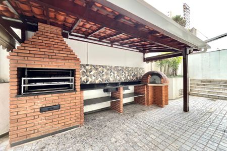 Apartamento à venda com 96m², 3 quartos e 2 vagas Apartamento à venda com 96m², 3 quartos e 2 vagasÁrea comum - Churrasqueira