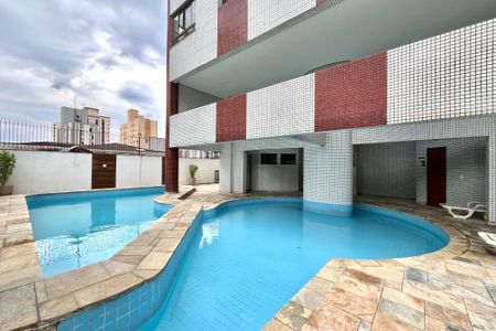 Apartamento à venda com 96m², 3 quartos e 2 vagas Apartamento à venda com 96m², 3 quartos e 2 vagasÁrea comum - Piscina