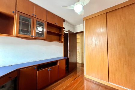 Apartamento à venda com 96m², 3 quartos e 2 vagas Apartamento à venda com 96m², 3 quartos e 2 vagasQuarto 2