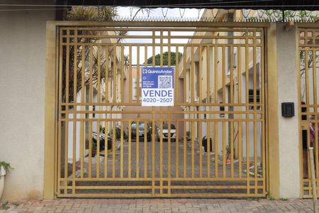 Casa de condomínio à venda com 72m², 2 quartos e 1 vagaFachada - Placa