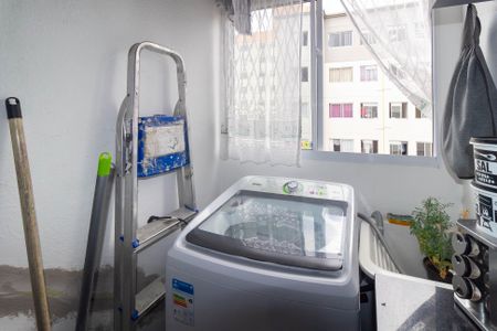 Apartamento para alugar com 42m², 2 quartos e sem vaga Apartamento para alugar com 42m², 2 quartos e sem vagaÁrea de Serviço