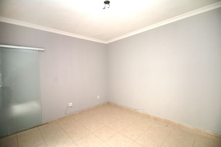 Apartamento para alugar com 90m², 2 quartos e 1 vagaSala