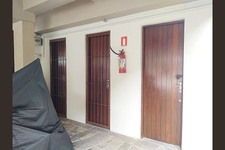 Apartamento à venda com 93m², 3 quartos e 2 vagas Apartamento à venda com 93m², 3 quartos e 2 vagasDeposito