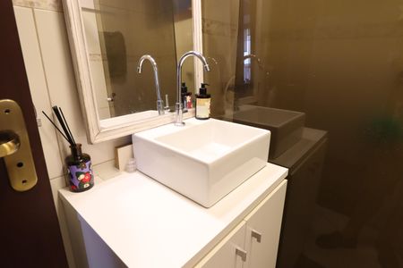 Apartamento à venda com 93m², 3 quartos e 2 vagasBanheiro social 