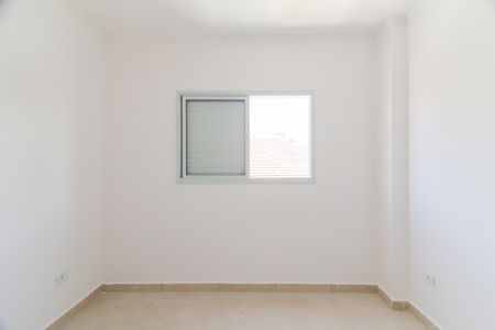 Casa à venda com 80m², 2 quartos e 2 vagas Casa à venda com 80m², 2 quartos e 2 vagasQuarto