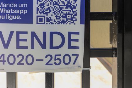 Casa à venda com 80m², 2 quartos e 2 vagasPlaquinha