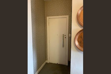 Apartamento à venda com 68m², 1 quarto e sem vagaEntrada