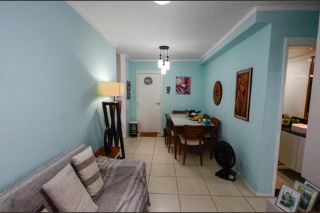 Apartamento à venda com 58m², 2 quartos e 1 vagaSala