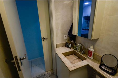 Apartamento à venda com 58m², 2 quartos e 1 vagaBanheiro da Suíte