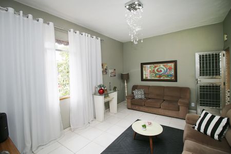 Apartamento para alugar com 100m², 3 quartos e 1 vagaSala