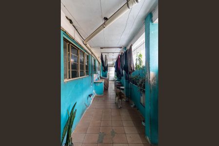 Casa à venda com 200m², 7 quartos e 5 vagas Casa à venda com 200m², 7 quartos e 5 vagasÁrea de Serviço