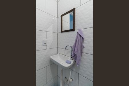 Casa à venda com 200m², 7 quartos e 5 vagas Casa à venda com 200m², 7 quartos e 5 vagasLavabo