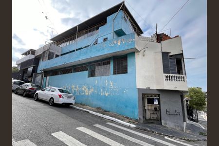 Casa à venda com 200m², 7 quartos e 5 vagas Casa à venda com 200m², 7 quartos e 5 vagasFachada