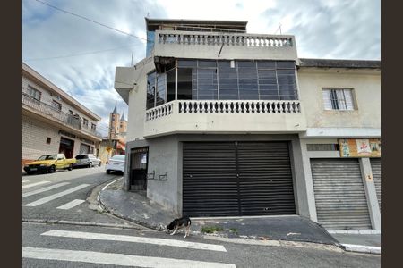 Casa à venda com 200m², 7 quartos e 5 vagas Casa à venda com 200m², 7 quartos e 5 vagasFachada