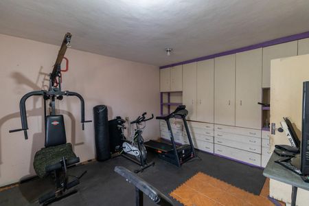 Casa à venda com 200m², 7 quartos e 5 vagas Casa à venda com 200m², 7 quartos e 5 vagasSuíte 2