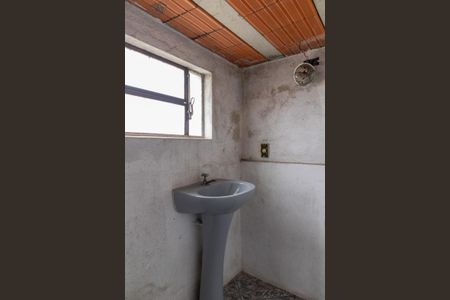 Casa à venda com 200m², 7 quartos e 5 vagas Casa à venda com 200m², 7 quartos e 5 vagasBanheiro Externo