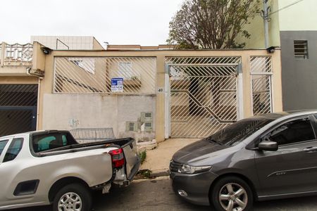 Casa de condomínio para alugar com 250m², 2 quartos e 1 vaga Casa de condomínio para alugar com 250m², 2 quartos e 1 vagaFachada