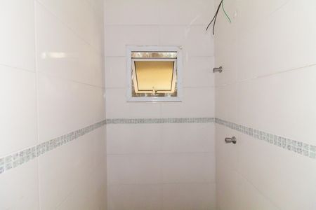 Casa de condomínio para alugar com 250m², 2 quartos e 1 vaga Casa de condomínio para alugar com 250m², 2 quartos e 1 vagaBanheiro da Suíte 1