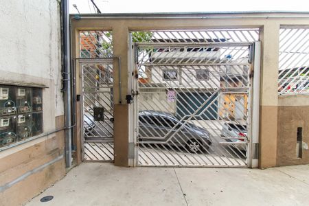 Casa de condomínio para alugar com 250m², 2 quartos e 1 vaga Casa de condomínio para alugar com 250m², 2 quartos e 1 vagaEstacionamento e Entrada