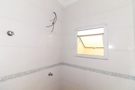 Casa de condomínio para alugar com 250m², 2 quartos e 1 vaga Casa de condomínio para alugar com 250m², 2 quartos e 1 vagaBanheiro da Suíte 2