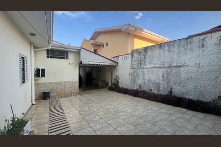 Casa à venda com 204m², 3 quartos e 2 vagasÁrea Externa