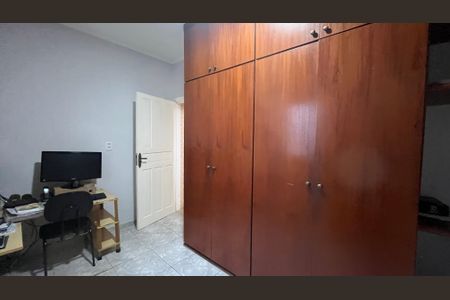 Casa à venda com 204m², 3 quartos e 2 vagasQuarto 2