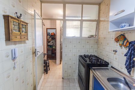 Apartamento à venda com 110m², 2 quartos e 1 vaga Apartamento à venda com 110m², 2 quartos e 1 vagaCozinha