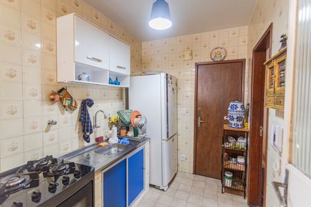 Apartamento à venda com 110m², 2 quartos e 1 vaga Apartamento à venda com 110m², 2 quartos e 1 vagaCozinha