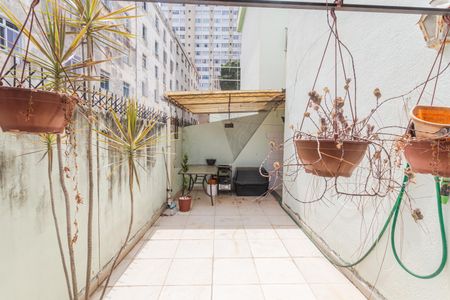 Apartamento à venda com 110m², 2 quartos e 1 vaga Apartamento à venda com 110m², 2 quartos e 1 vagaÁrea Privativa