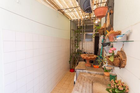 Apartamento à venda com 110m², 2 quartos e 1 vaga Apartamento à venda com 110m², 2 quartos e 1 vagaÁrea de Serviço