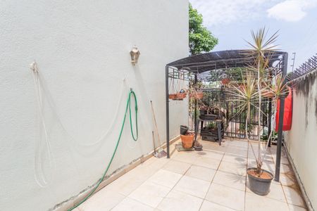 Apartamento à venda com 110m², 2 quartos e 1 vaga Apartamento à venda com 110m², 2 quartos e 1 vagaÁrea Privativa