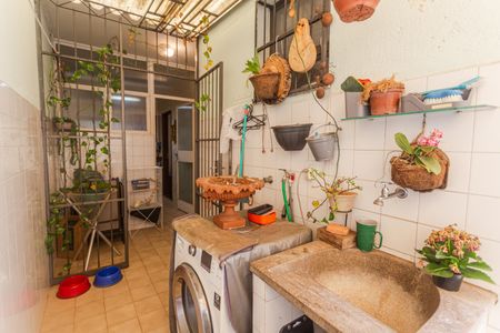 Apartamento à venda com 110m², 2 quartos e 1 vaga Apartamento à venda com 110m², 2 quartos e 1 vagaÁrea de Serviço