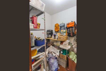 Apartamento à venda com 110m², 2 quartos e 1 vaga Apartamento à venda com 110m², 2 quartos e 1 vagaQuarto de Serviço