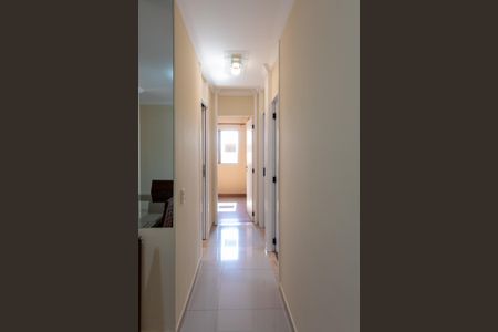 Apartamento à venda com 65m², 2 quartos e 1 vagaCorredor de acesso aos Quartos