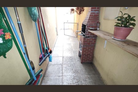 Casa à venda com 210m², 3 quartos e 6 vagasQuintal