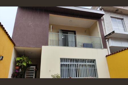 Casa à venda com 210m², 3 quartos e 6 vagasQuintal