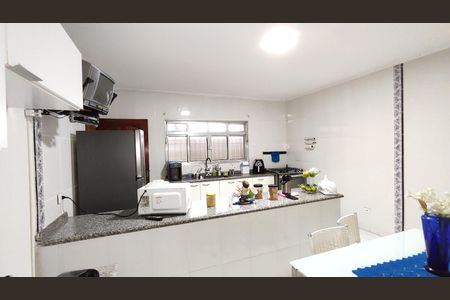 Casa à venda com 210m², 3 quartos e 6 vagasCozinha