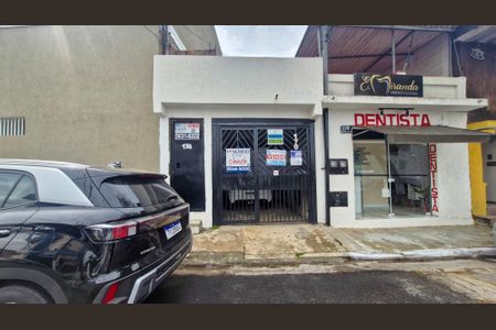 Casa à venda com 2 quartos, 170m² em Vila Romano, São Paulo