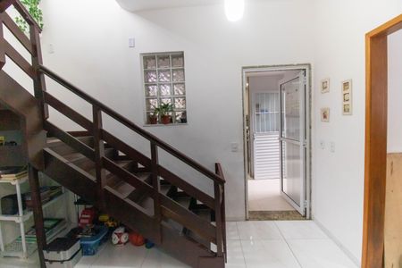 Casa à venda com 258m², 4 quartos e sem vaga Casa à venda com 258m², 4 quartos e sem vagaSala