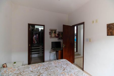 Casa à venda com 258m², 4 quartos e sem vaga Casa à venda com 258m², 4 quartos e sem vagaSuíte 2