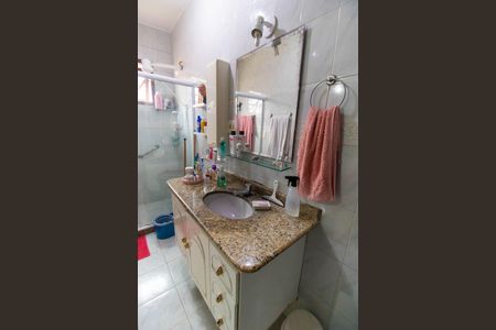 Casa à venda com 258m², 4 quartos e sem vaga Casa à venda com 258m², 4 quartos e sem vagaBanheiro da Suíte 3