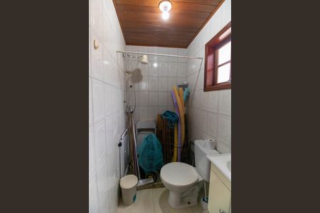 Casa à venda com 258m², 4 quartos e sem vaga Casa à venda com 258m², 4 quartos e sem vagaBanheiro