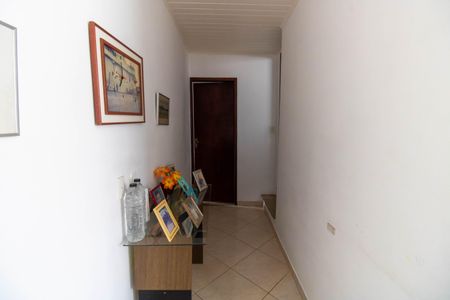 Casa à venda com 258m², 4 quartos e sem vaga Casa à venda com 258m², 4 quartos e sem vagaHall