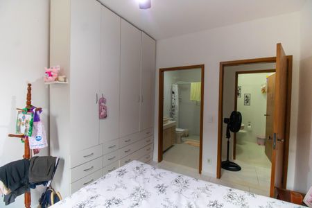 Casa à venda com 258m², 4 quartos e sem vaga Casa à venda com 258m², 4 quartos e sem vagaSuíte 1